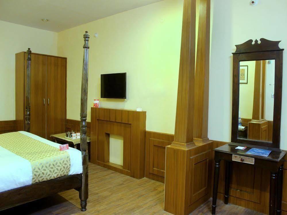 Oyo 1159 Hotel Chandra Prakash 우다이푸르 외부 사진